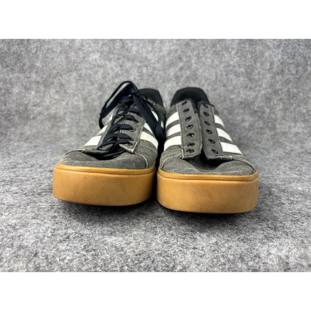 Adidas Daily 3.0 Sneakers Mens 11 Grey Canvas Gum Sole Low Top AJF4492